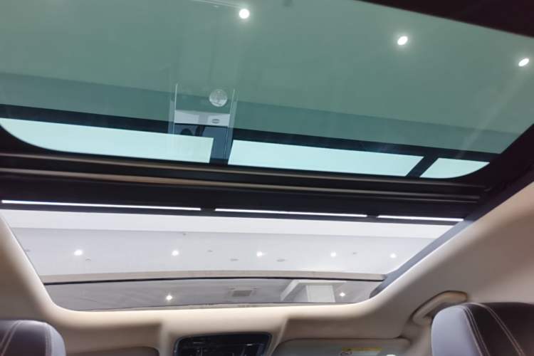 Used Land Rover Range Velar 2017 P380 S Headliner