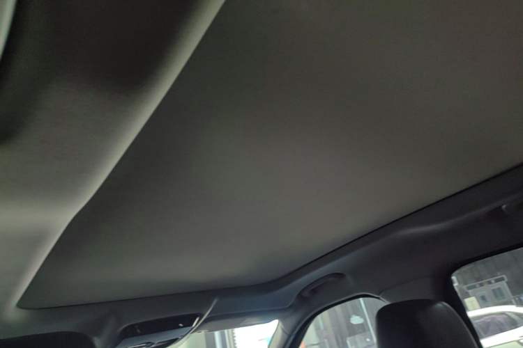 Used Land Rover Range Velar 2017 P250 S Headliner
