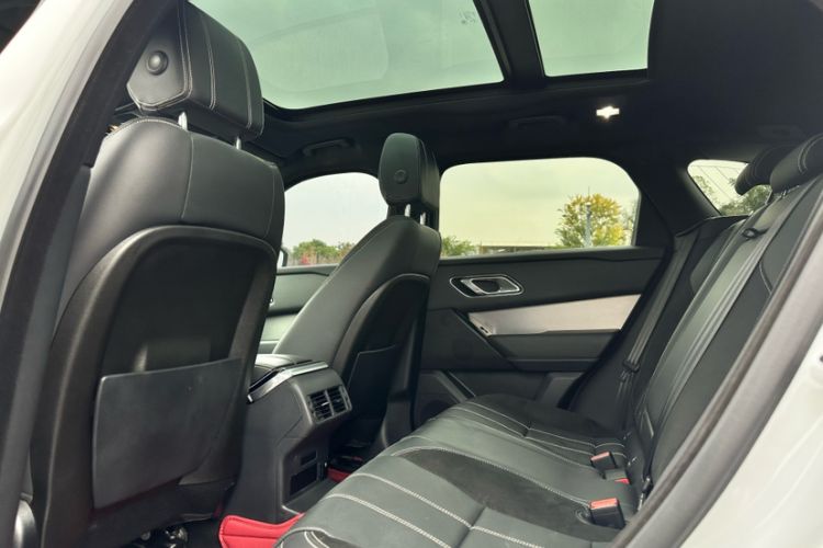 Used Land Rover Range Velar 2017 P380 R-DYNAMIC S Interior 11