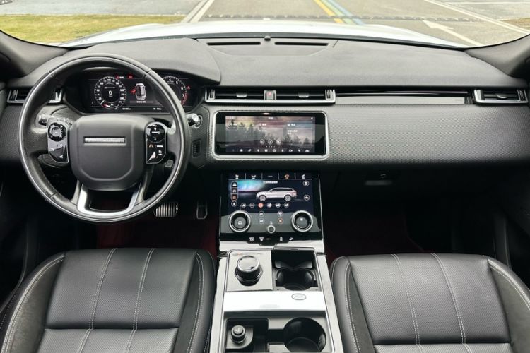Used Land Rover Range Velar 2017 P380 R-DYNAMIC S Interior 2