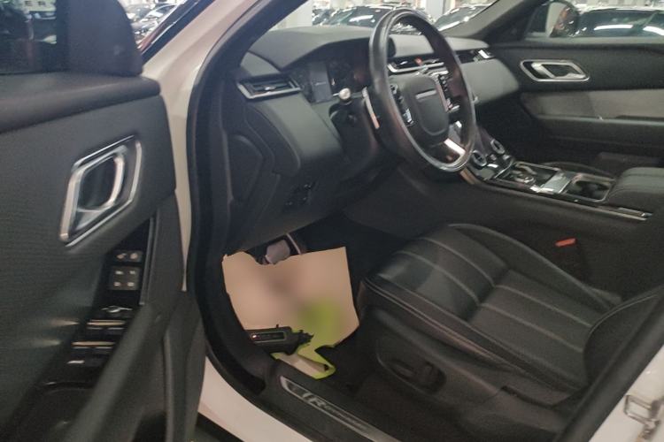 Used Land Rover Range Velar 2017 P380 R-DYNAMIC S Left Front Seat
