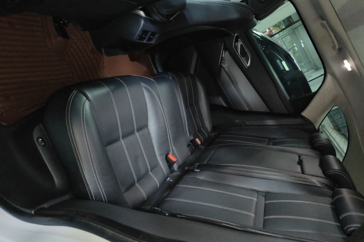 Used Land Rover Range Velar 2017 P250 S Left Rear Seat