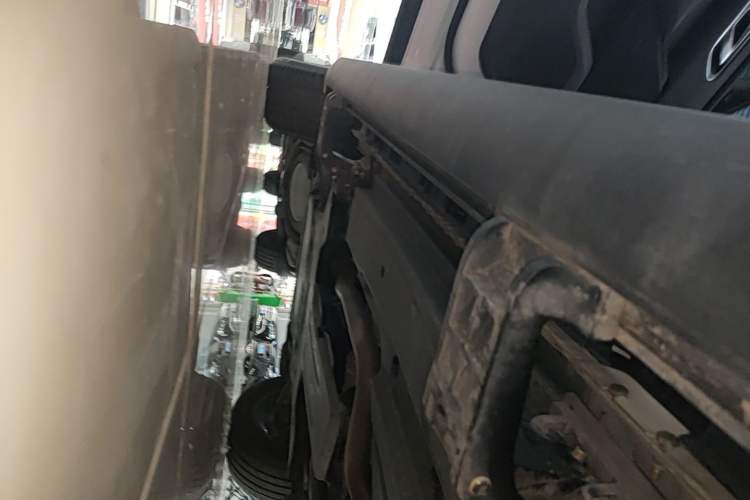Used Land Rover Range Velar 2017 P380 R-DYNAMIC S Left Side Sill
