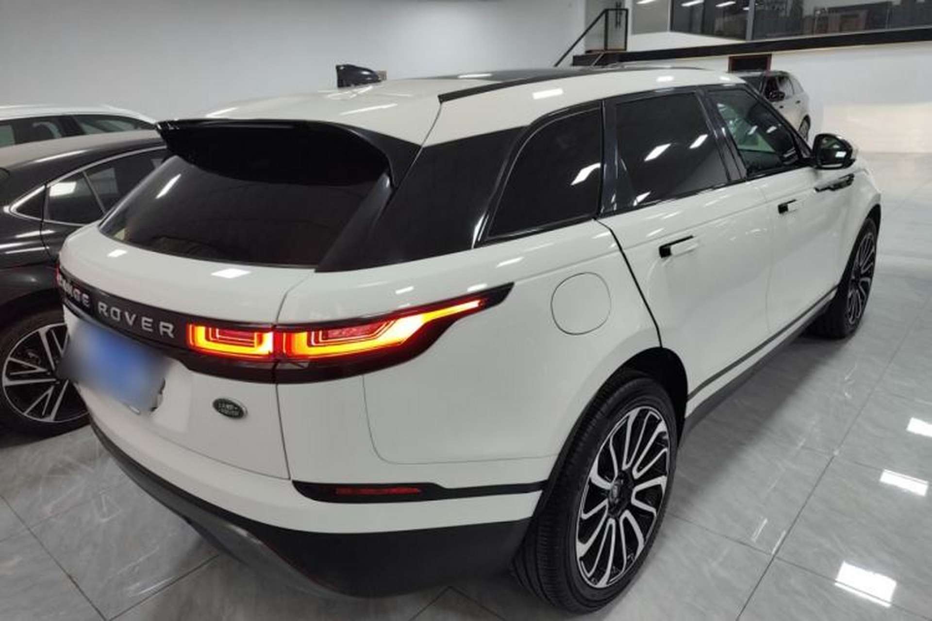 Used Land Rover Range Velar 2017 P250 S Rear Right 45 Deg