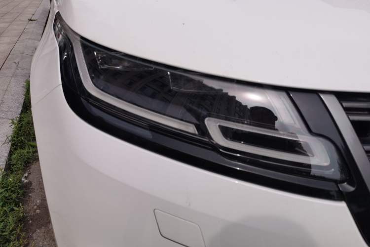 Used Land Rover Range Velar 2017 P380 R-DYNAMIC SE Right Front Headlight