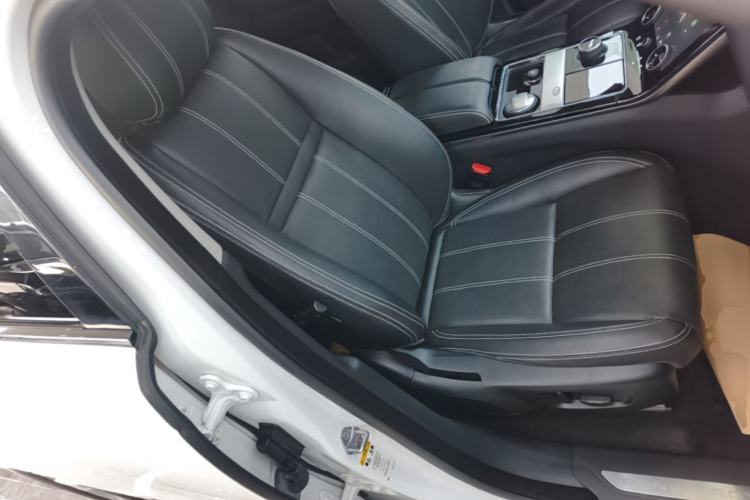 Used Land Rover Range Velar 2017 P380 S Right Front Seat