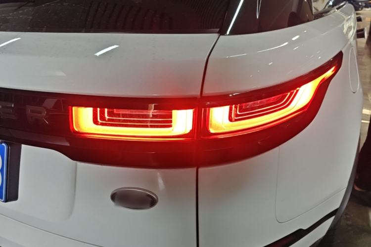 Used Land Rover Range Velar 2017 P380 R-DYNAMIC SE Right Rear Taillight