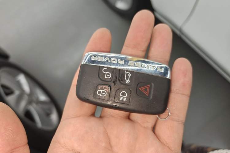 Used Land Rover Range Velar 2017 P250 S Vehicle Key