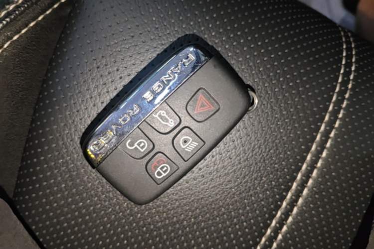 Used Land Rover Range Velar 2017 P380 R-DYNAMIC SE Vehicle Key