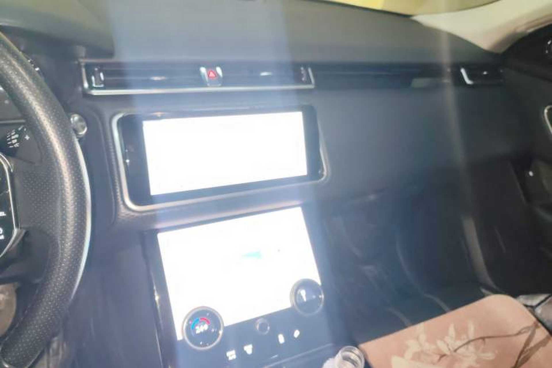Used Land Rover Range Velar 2018 P380 R-DYNAMIC S Audio And AC Panel