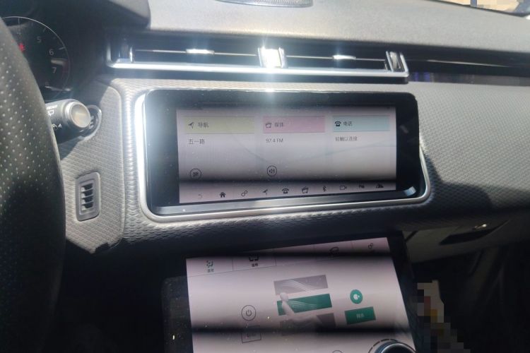 Used Land Rover Range Velar 2018 P250 S Audio And AC Panel