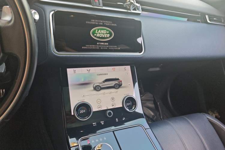 Used Land Rover Range Velar 2018 P300 R-DYNAMIC S Audio And AC Panel