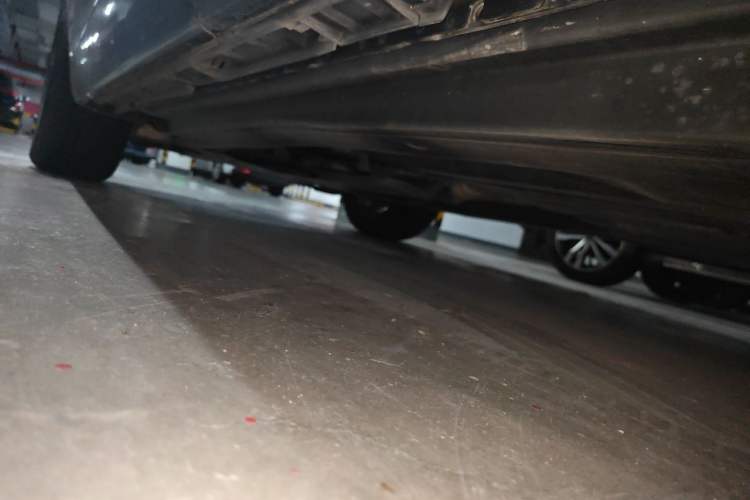 Used Land Rover Range Velar 2018 P250 S Chassis Rear Left