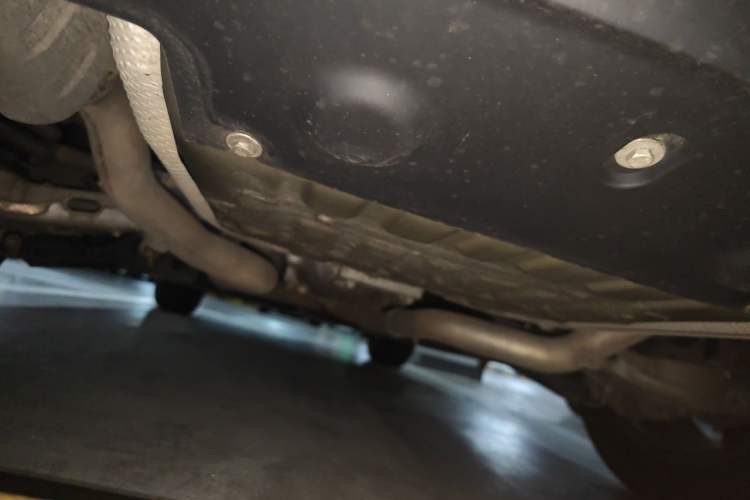 Used Land Rover Range Velar 2018 P250 S Chassis Rear