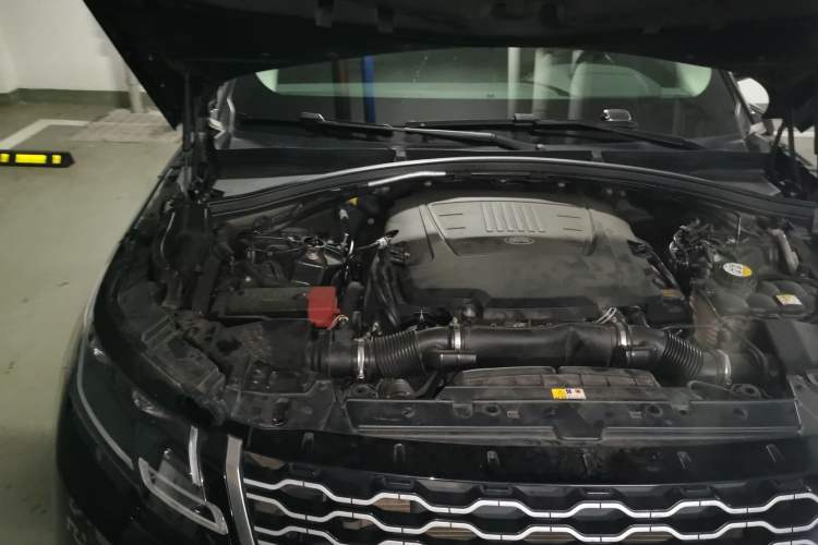 Used Land Rover Range Velar 2018 P380 S Engine Bay Right