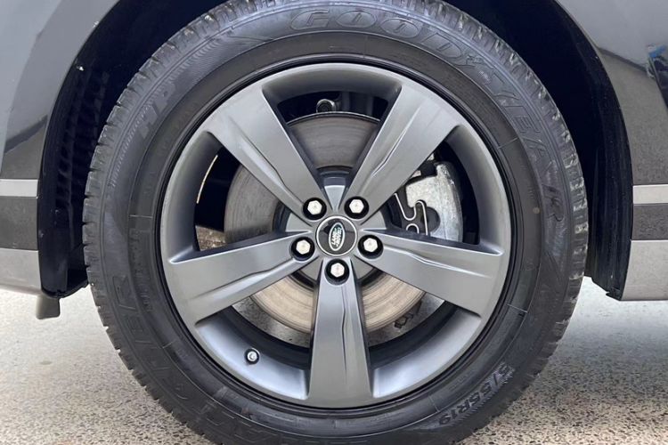 Used Land Rover Range Velar 2018 P300 S Exterior 12