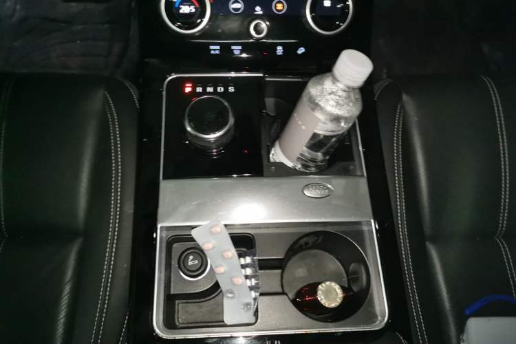 Used Land Rover Range Velar 2018 P380 S Gear Lever