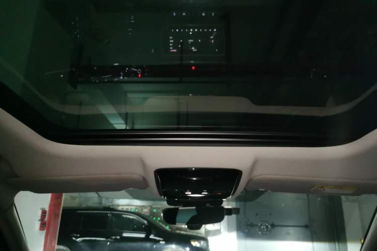 Used Land Rover Range Velar 2018 P380 S Headliner