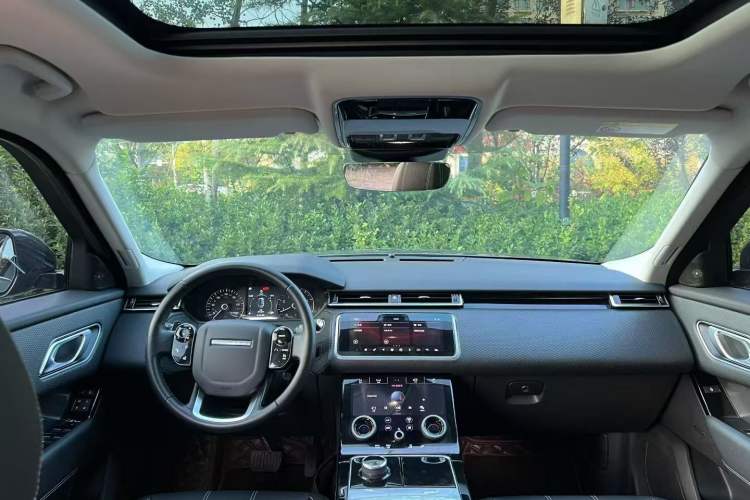 Used Land Rover Range Velar 2018 P300 S Interior 1