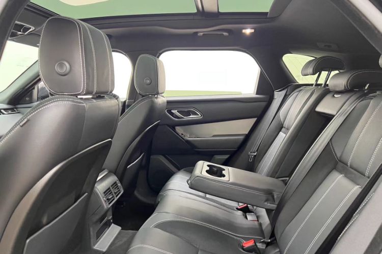 Used Land Rover Range Velar 2018 P300 S Interior 7