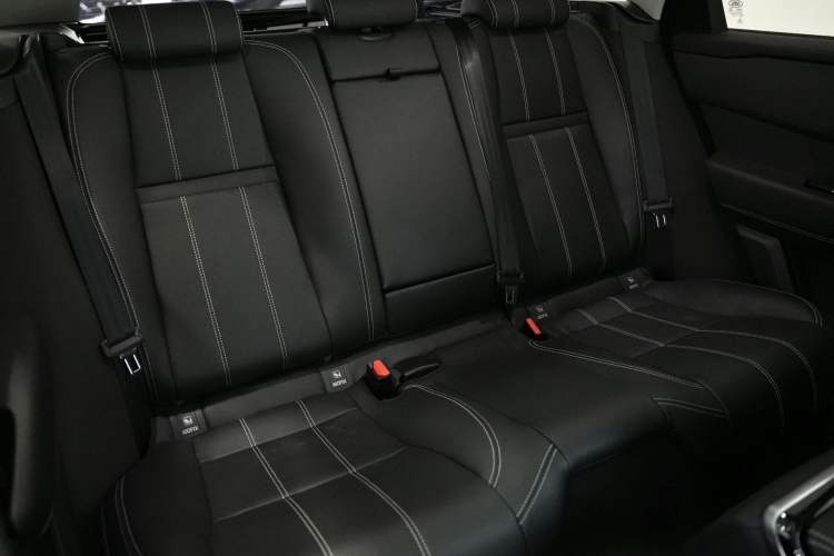 Used Land Rover Range Velar 2018 P380 S Interior 9