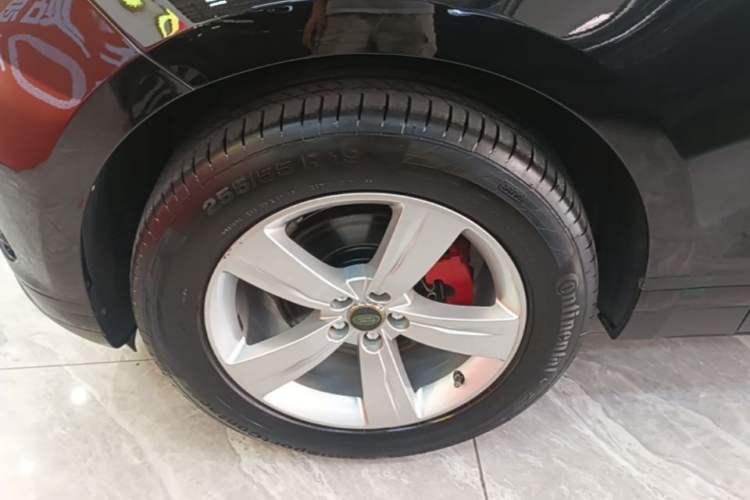 Used Land Rover Range Velar 2018 P250 S Left Front Wheel Hub