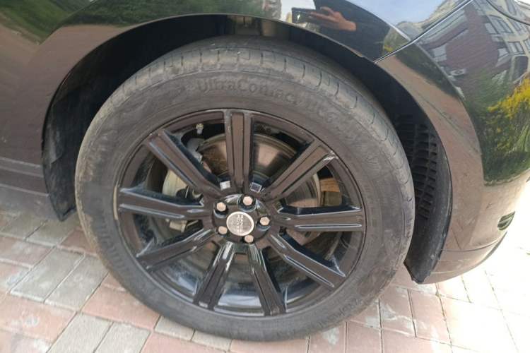 Used Land Rover Range Velar 2018 P380 S Right Front Wheel Hub