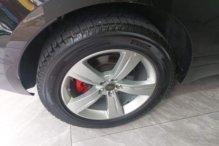 Used Land Rover Range Velar 2018 P250 S Right Rear Wheel Hub