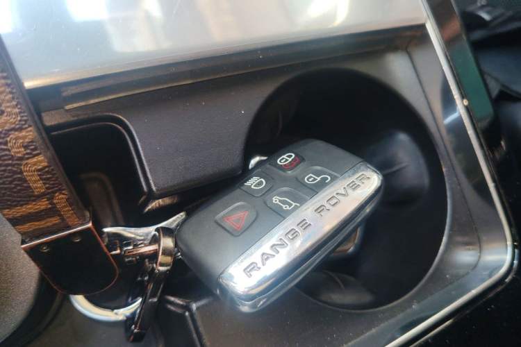 Used Land Rover Range Velar 2018 P250 S Vehicle Key