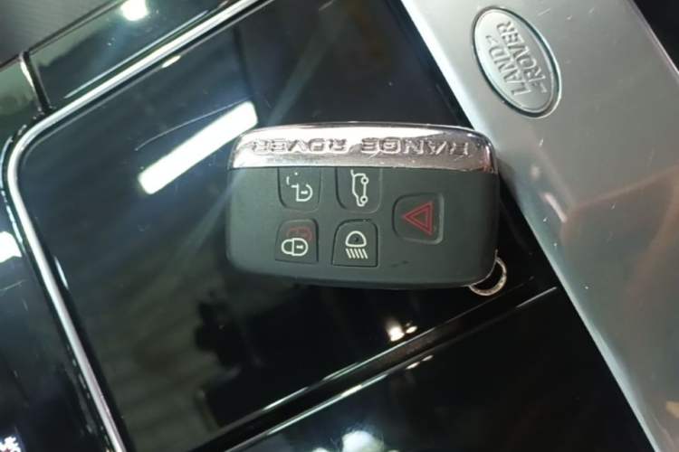 Used Land Rover Range Velar 2018 P250 S Vehicle Key