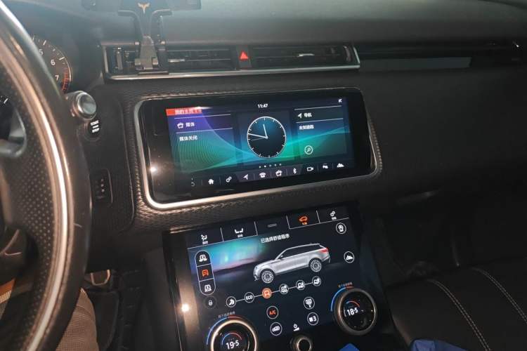 Used Land Rover Range Velar 2018 P380 R-DYNAMIC S Audio And AC Panel