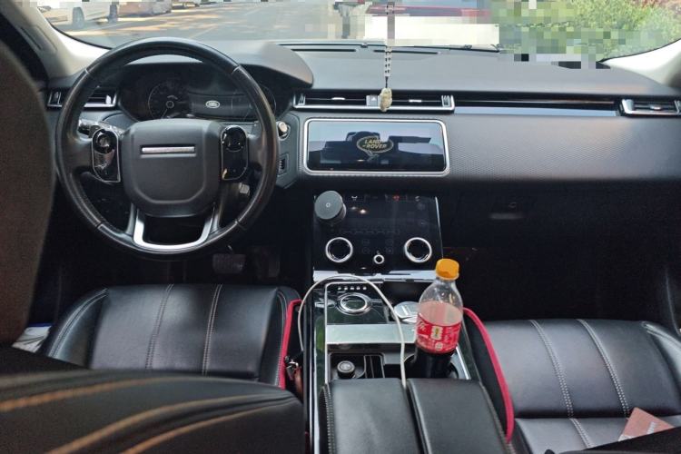 Used Land Rover Range Velar 2018 P300 S Center Console
