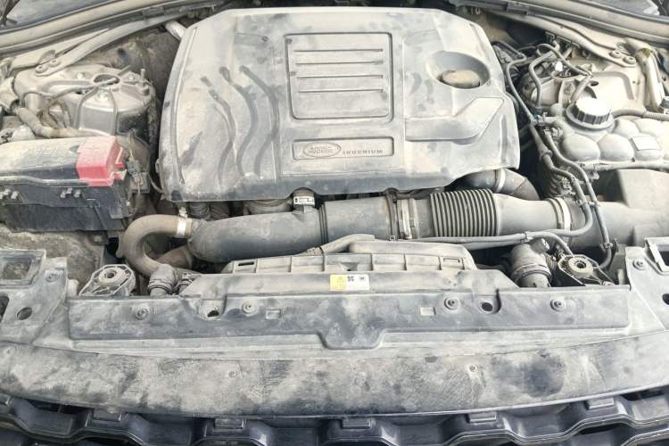 Used Land Rover Range Velar 2018 P300 S Engine Bay