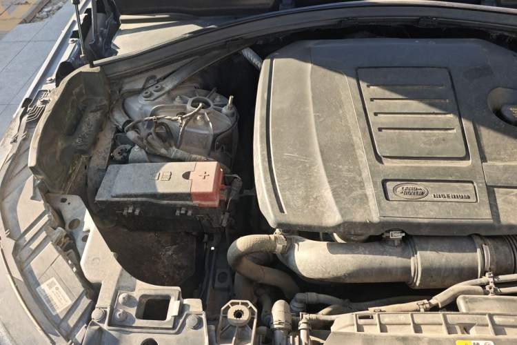 Used Land Rover Range Velar 2018 P250 S Engine Bay Right