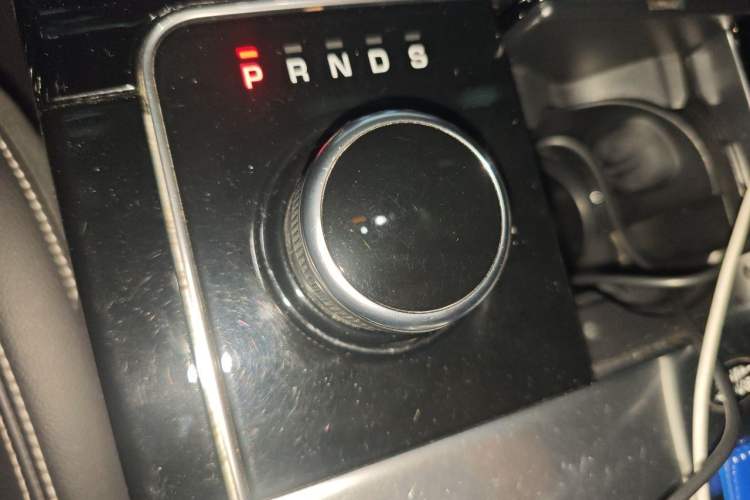Used Land Rover Range Velar 2018 P250 S Gear Lever