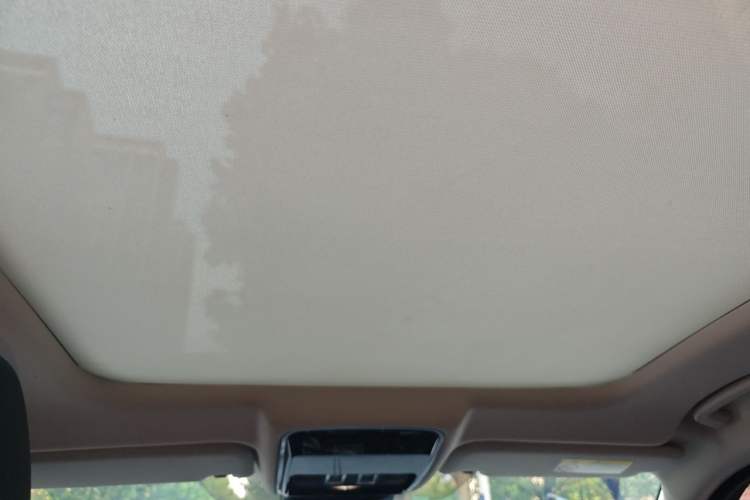 Used Land Rover Range Velar 2018 P300 S Headliner