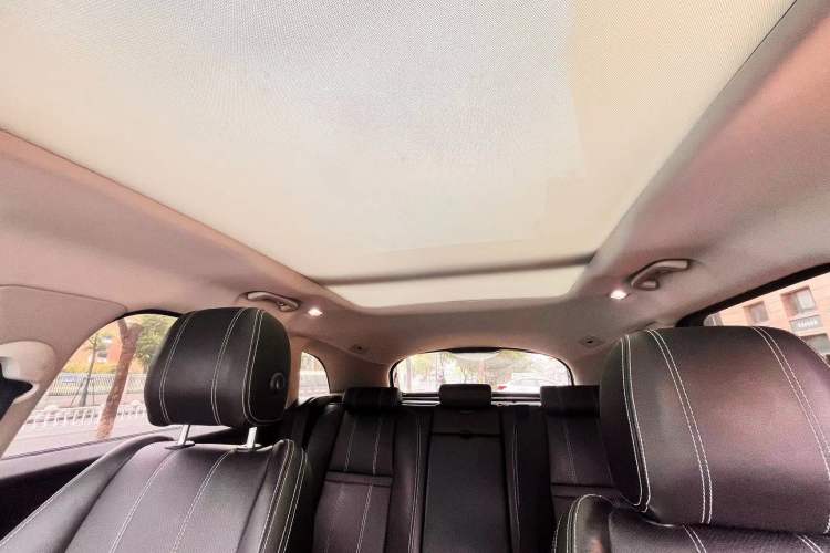 Used Land Rover Range Velar 2018 P250 S Interior 3