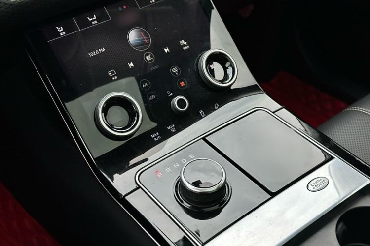 Used Land Rover Range Velar 2018 P250 S Interior 6