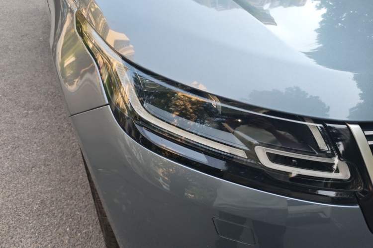 Used Land Rover Range Velar 2018 P300 S Right Front Headlight