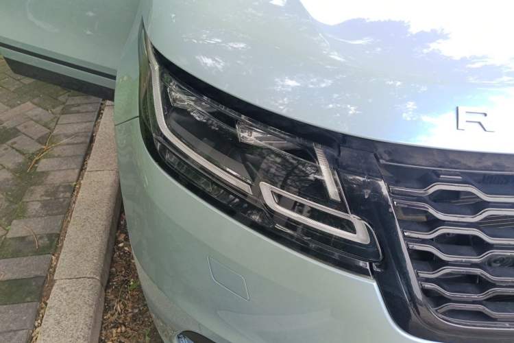 Used Land Rover Range Velar 2018 P300 S Right Front Headlight