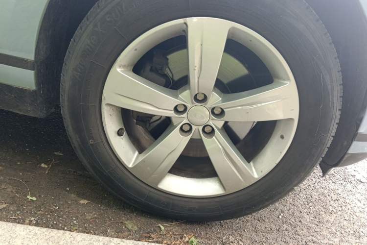 Used Land Rover Range Velar 2018 P300 S Right Front Wheel Hub