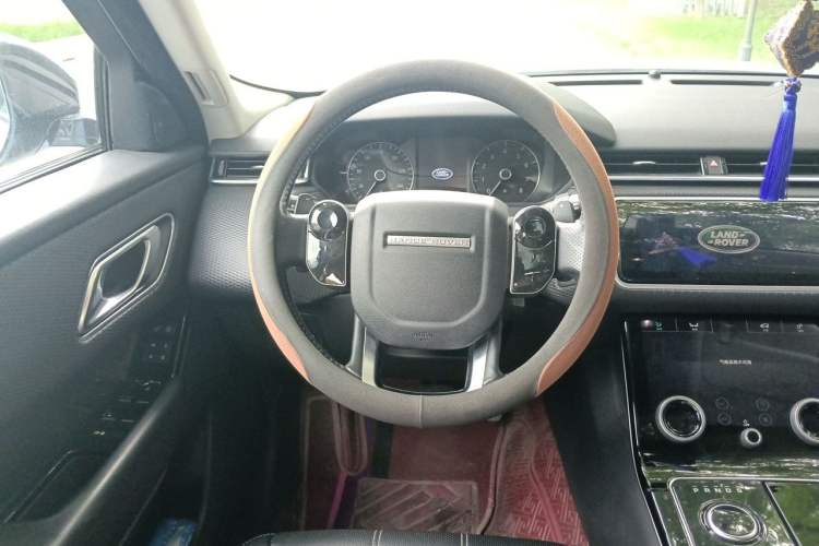 Used Land Rover Range Velar 2018 P300 S Steering Wheel