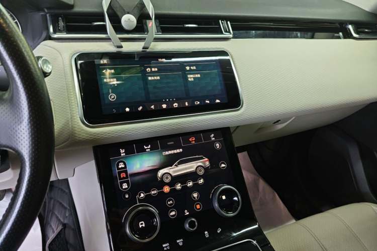 Used Land Rover Range Velar 2018 P380 S Audio And AC Panel