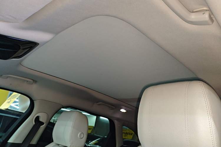 Used Land Rover Range Velar 2018 P380 S Headliner
