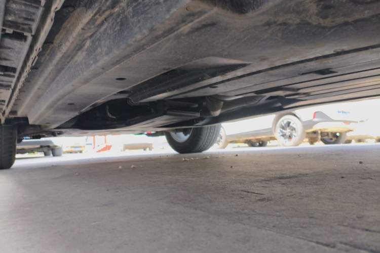 Used Land Rover Range Velar 2018 P250 S Chassis Rear Left