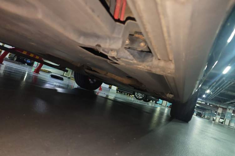 Used Land Rover Range Velar 2018 P300 S Chassis Rear Right
