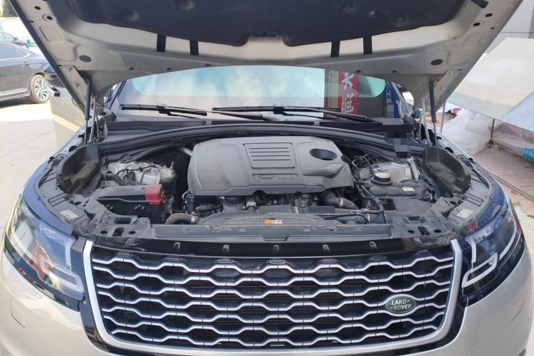 Used Land Rover Range Velar 2018 P250 S Engine Bay