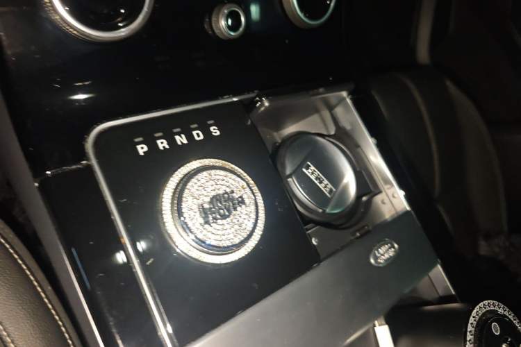 Used Land Rover Range Velar 2018 P300 S Gear Lever