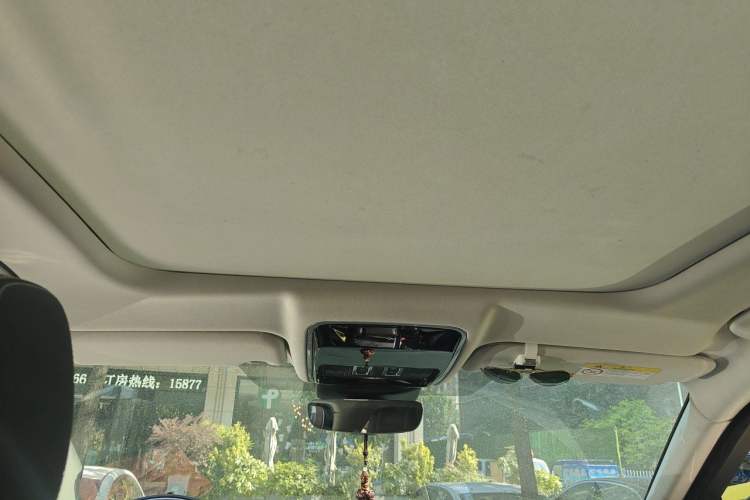 Used Land Rover Range Velar 2018 P380 S Headliner