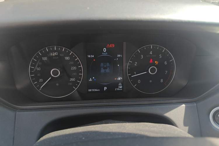 Used Land Rover Range Velar 2018 P380 S Instrument Cluster